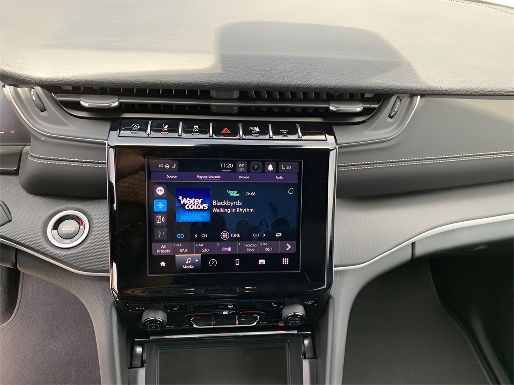 2025 Jeep Grand Cherokee Altitude X photo 31