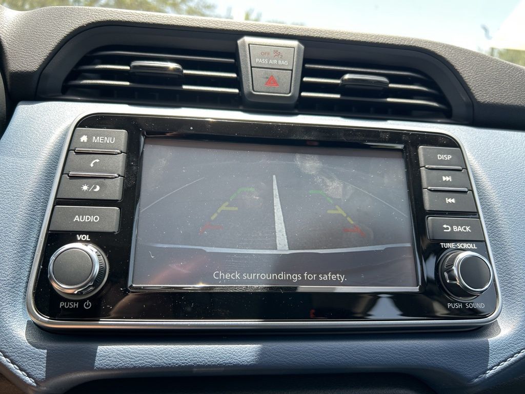 2025 Nissan Versa SV photo 24