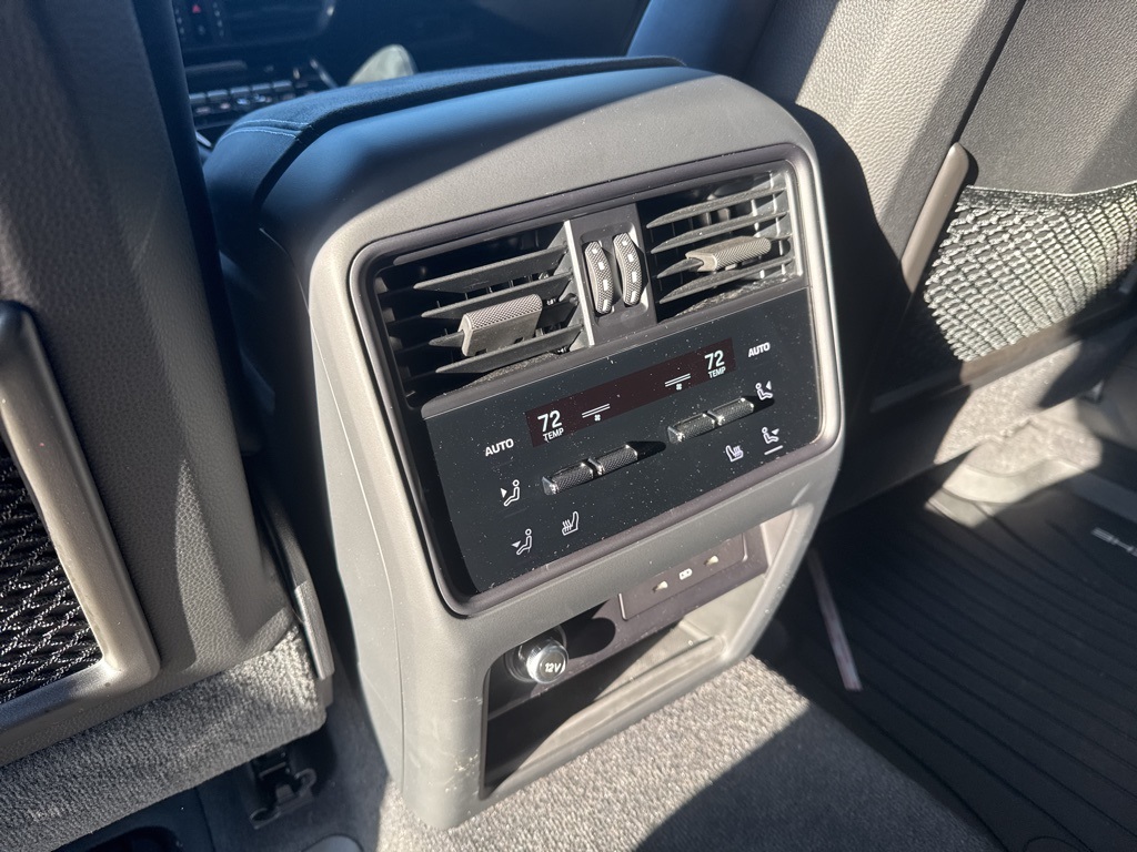 2024 Porsche Cayenne Turbo GT photo 3