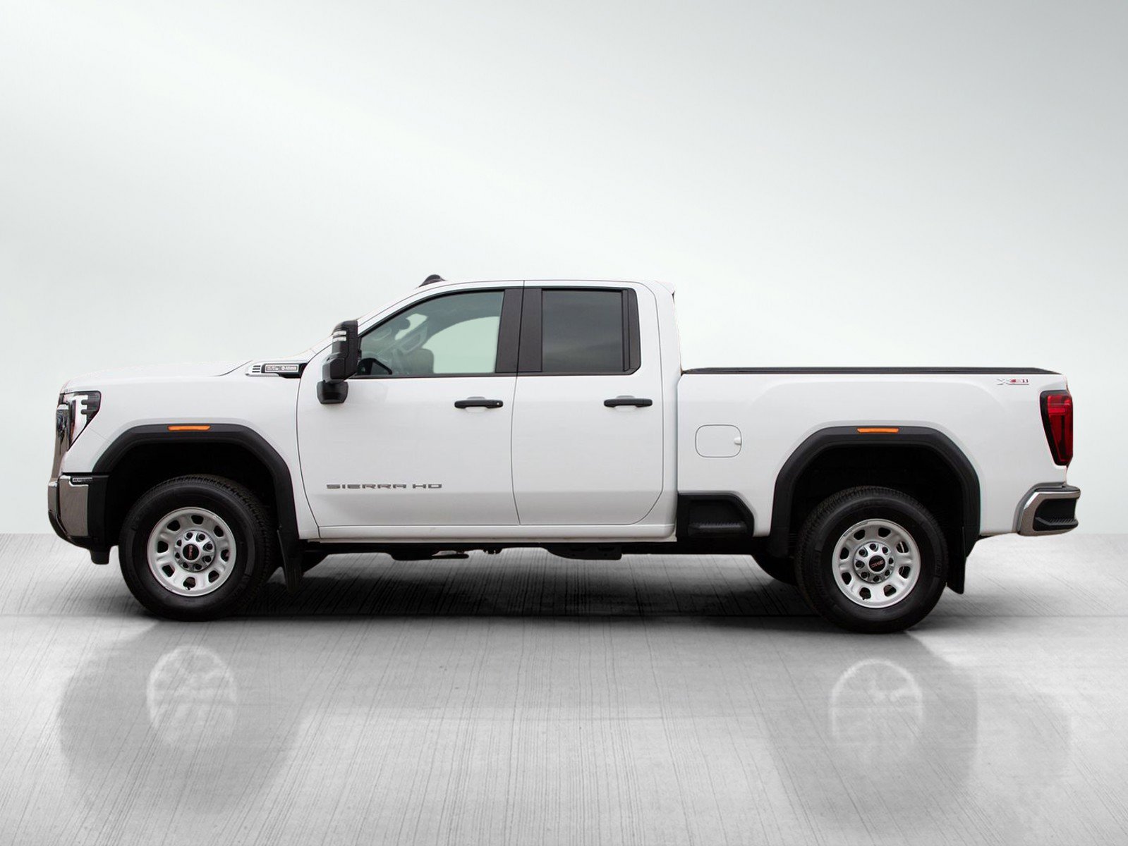 Used 2024 GMC Sierra 2500HD Pro with VIN 1GT59LE79RF327817 for sale in Roseville, Minnesota