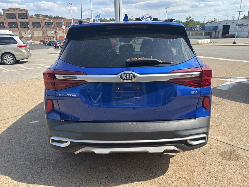 2021 Kia Seltos EX photo 2