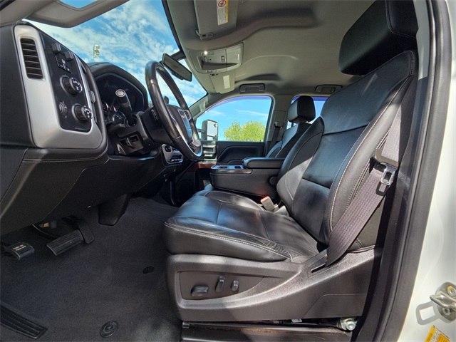 2019 Gmc Sierra HD SLE photo 11