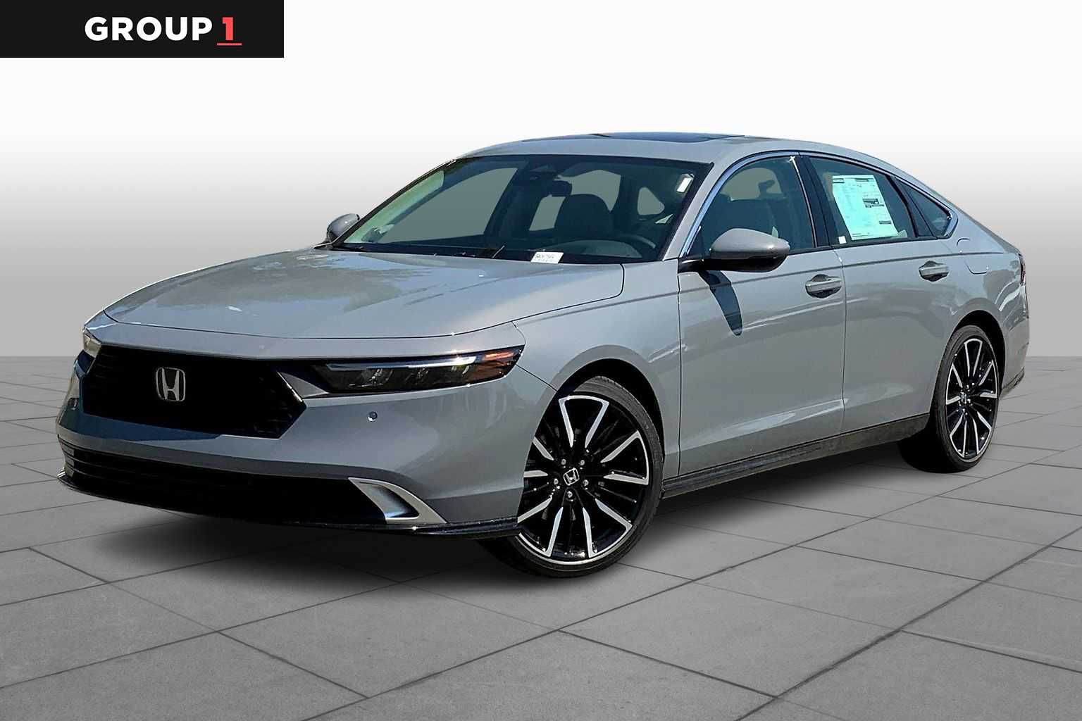 2025 Honda Accord Hybrid Touring's photo