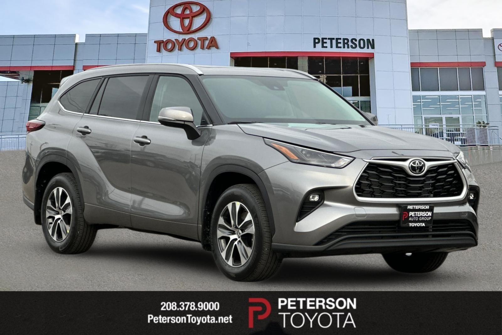 2026 Toyota Highlander XLE's photo