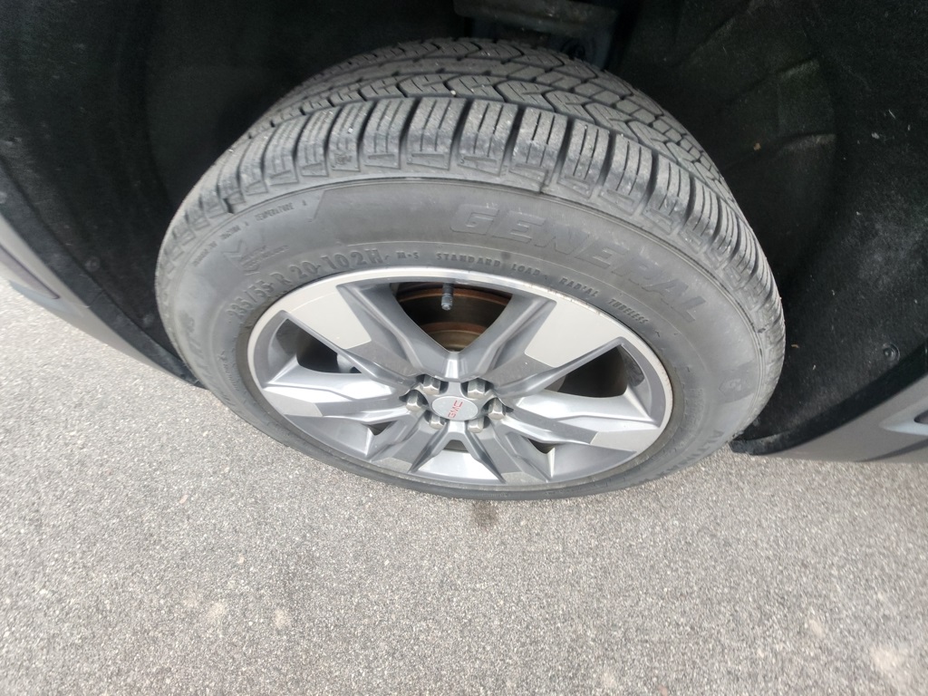 2017 Gmc Acadia SLT photo 4