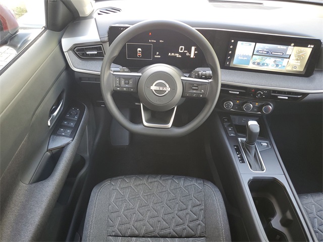 2025 Nissan Kicks SV photo 15