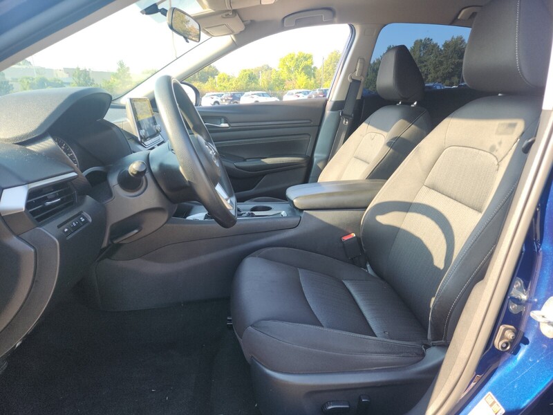 2020 Nissan Altima 2.5 S photo 8