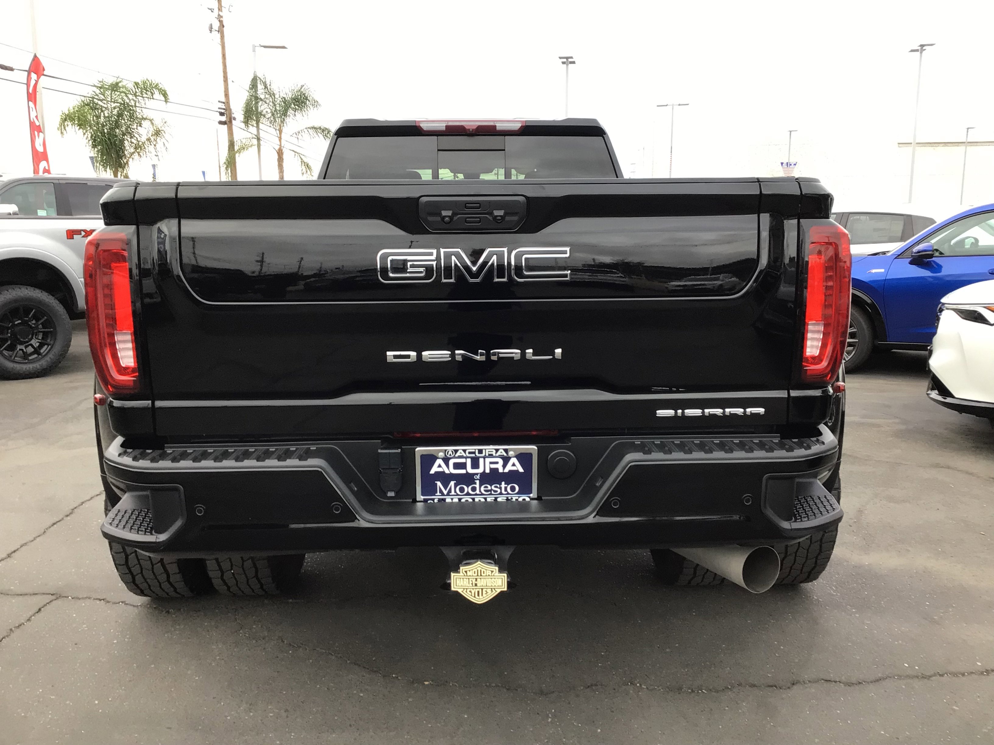 2022 Gmc Sierra HD Denali photo 3