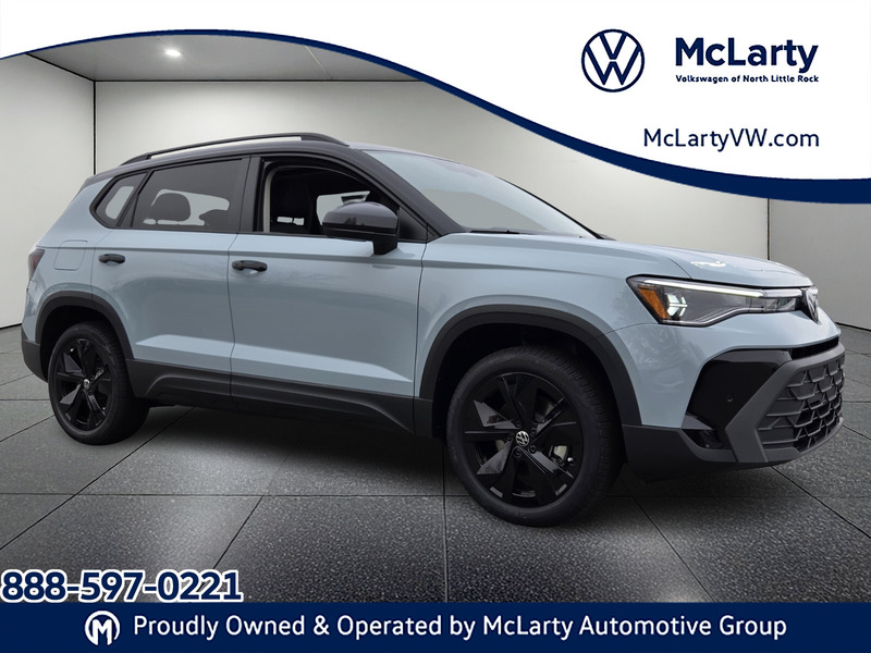 2026 Volkswagen Taos SE Black's photo