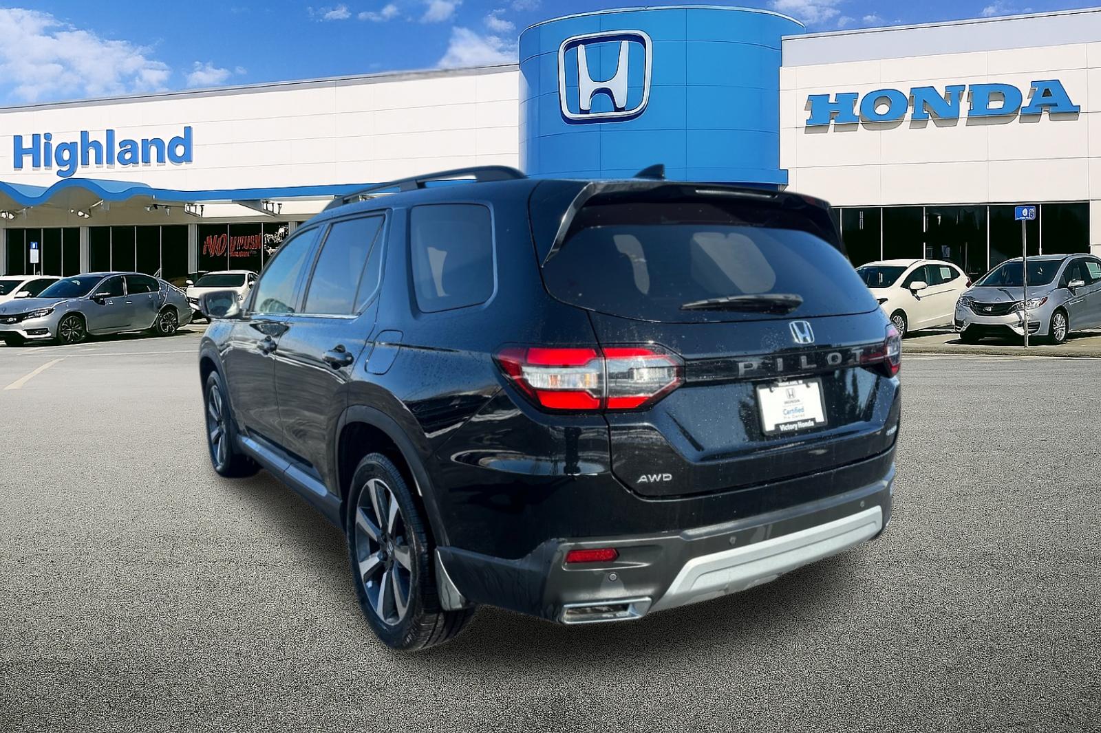 2023 Honda Pilot Elite photo 3