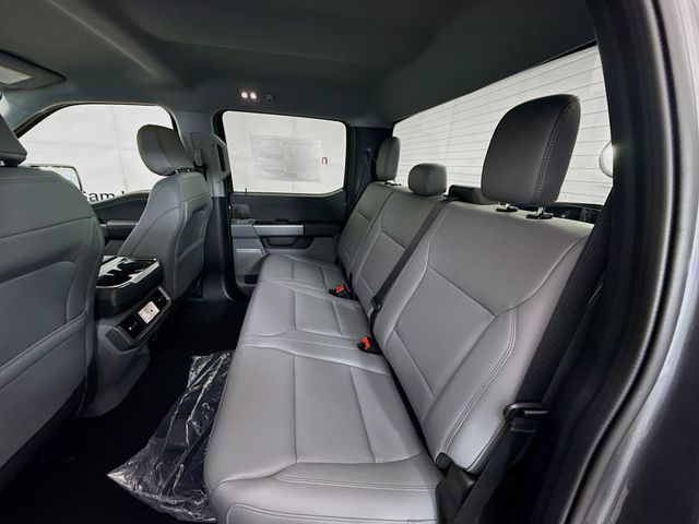 2025 Ford F-150 XLT photo 24