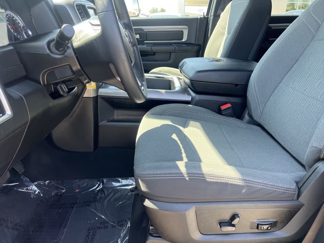 2023 Ram 1500 Classic Warlock photo 21