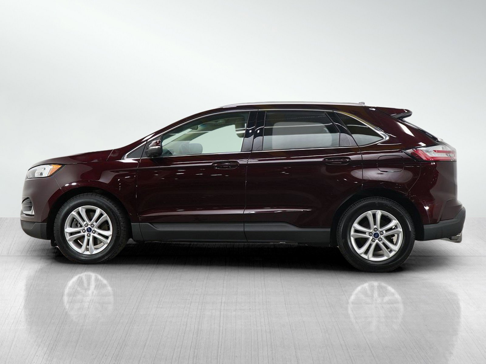 Used 2019 Ford Edge SEL with VIN 2FMPK4J95KBB38871 for sale in Burnsville, Minnesota