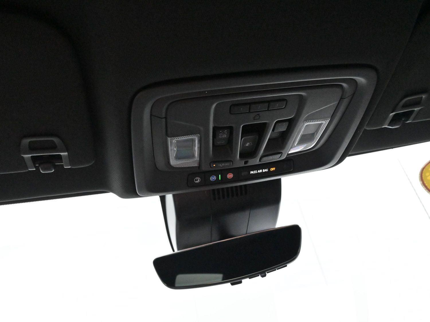 2023 Chevrolet Silverado 1500 High Country photo 23