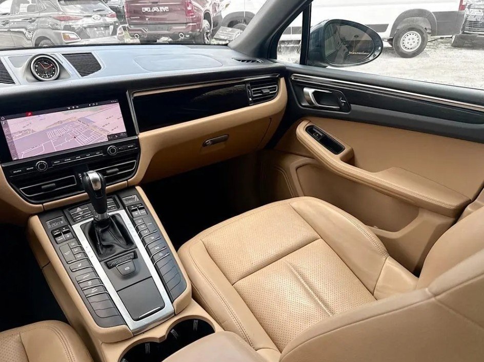 2021 PORSCHE MACAN - Image 7