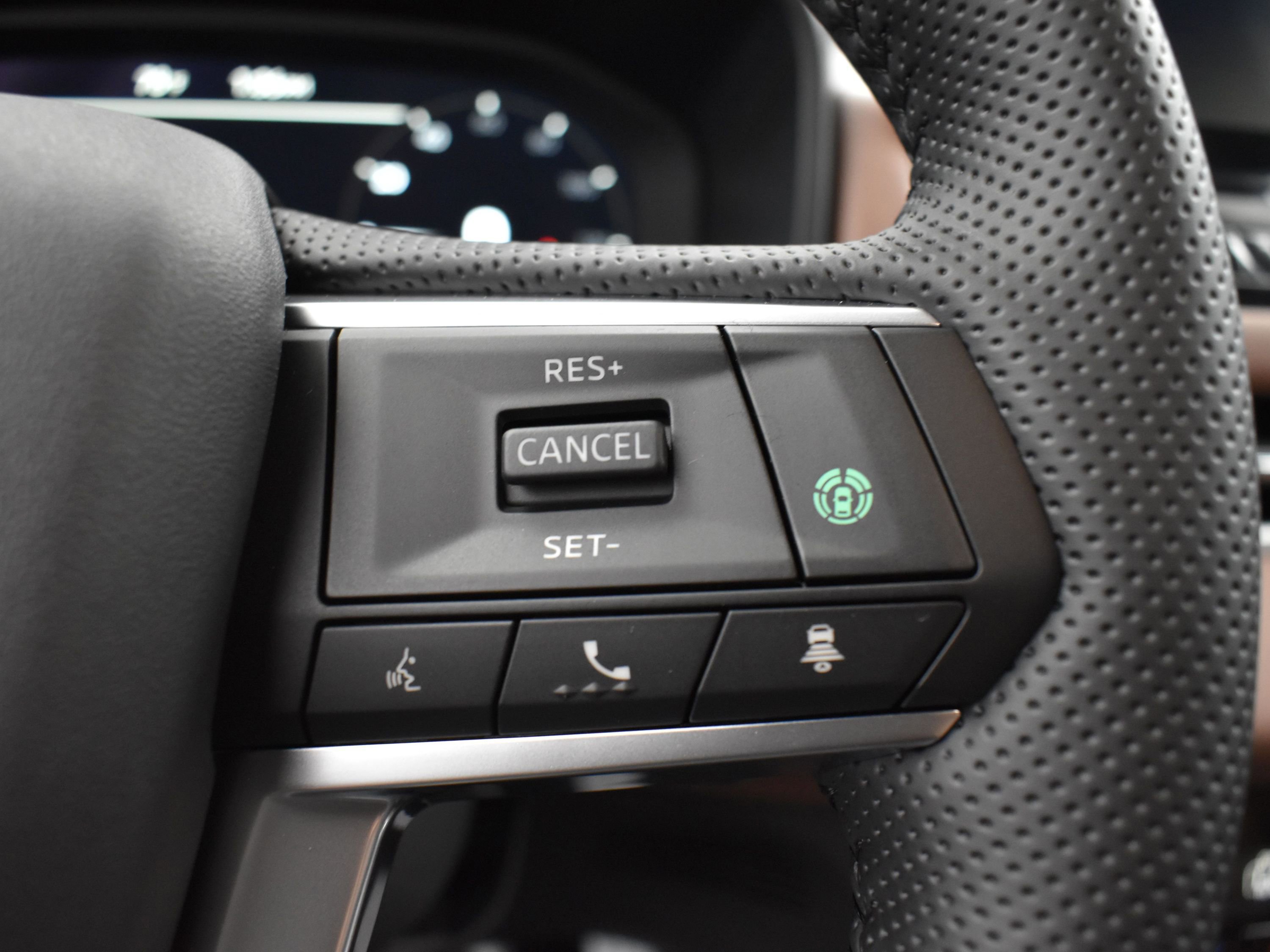 2025 Mitsubishi Outlander SEL photo 11