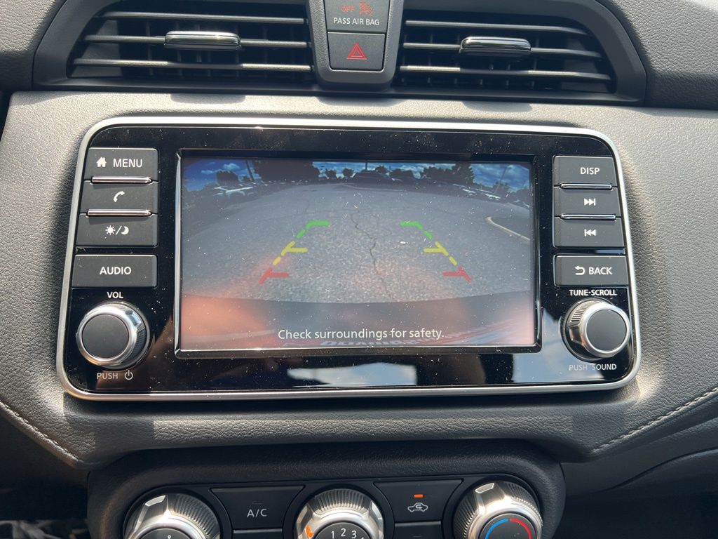 2025 Nissan Versa S photo 4
