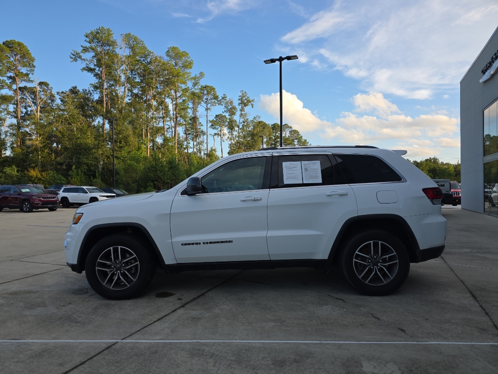 2020 Jeep Grand Cherokee Laredo E photo 4