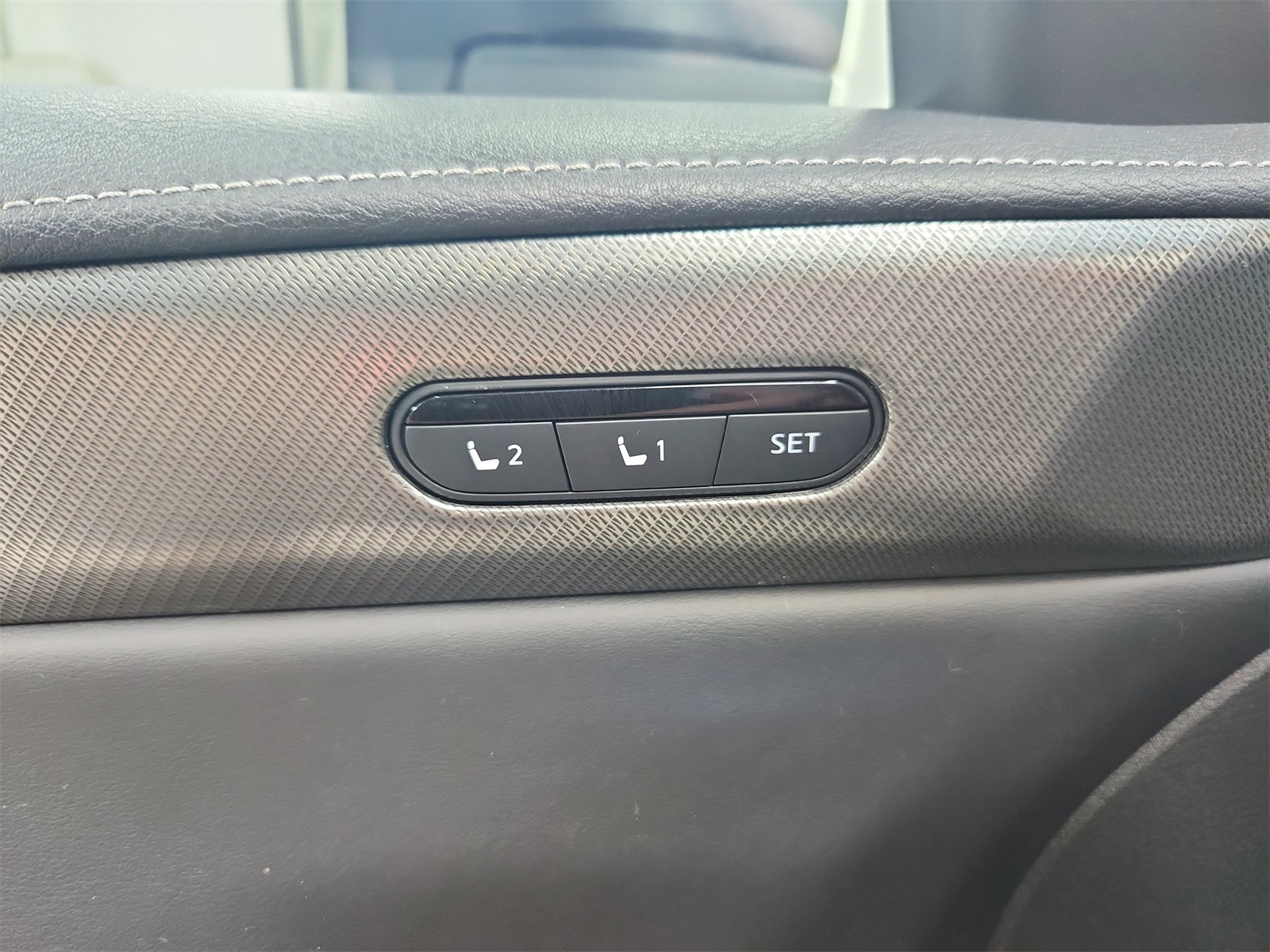 2024 Infiniti QX60 Luxe photo 21