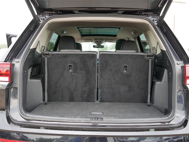 2025 Volkswagen Atlas SE Technology photo 18