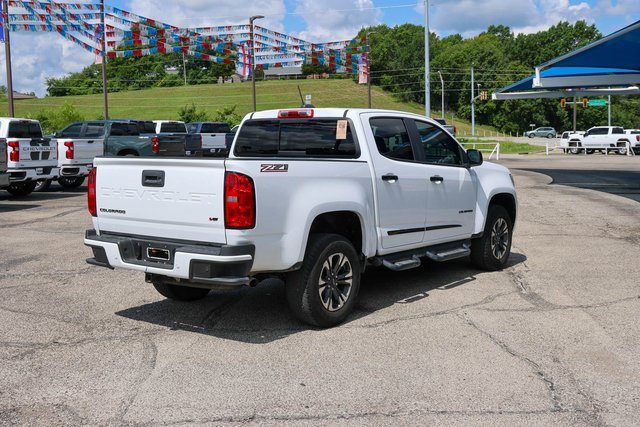 Used 2022 Summit White Chevrolet Z71 image 6