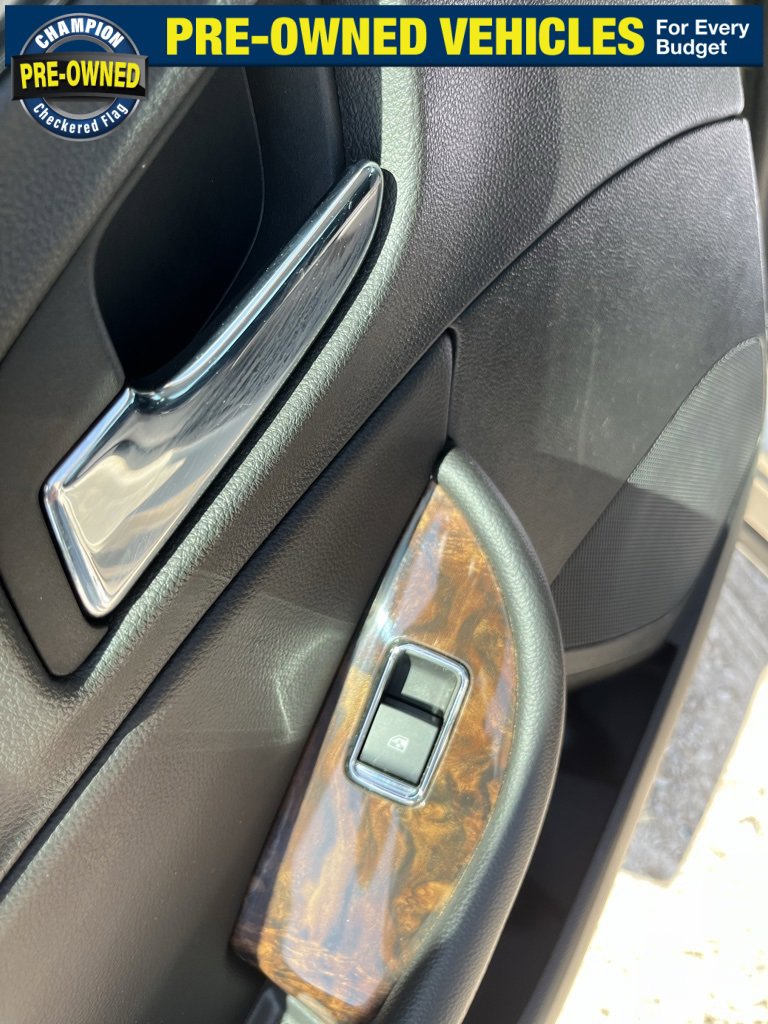 2014 Chevrolet Impala LTZ photo 15
