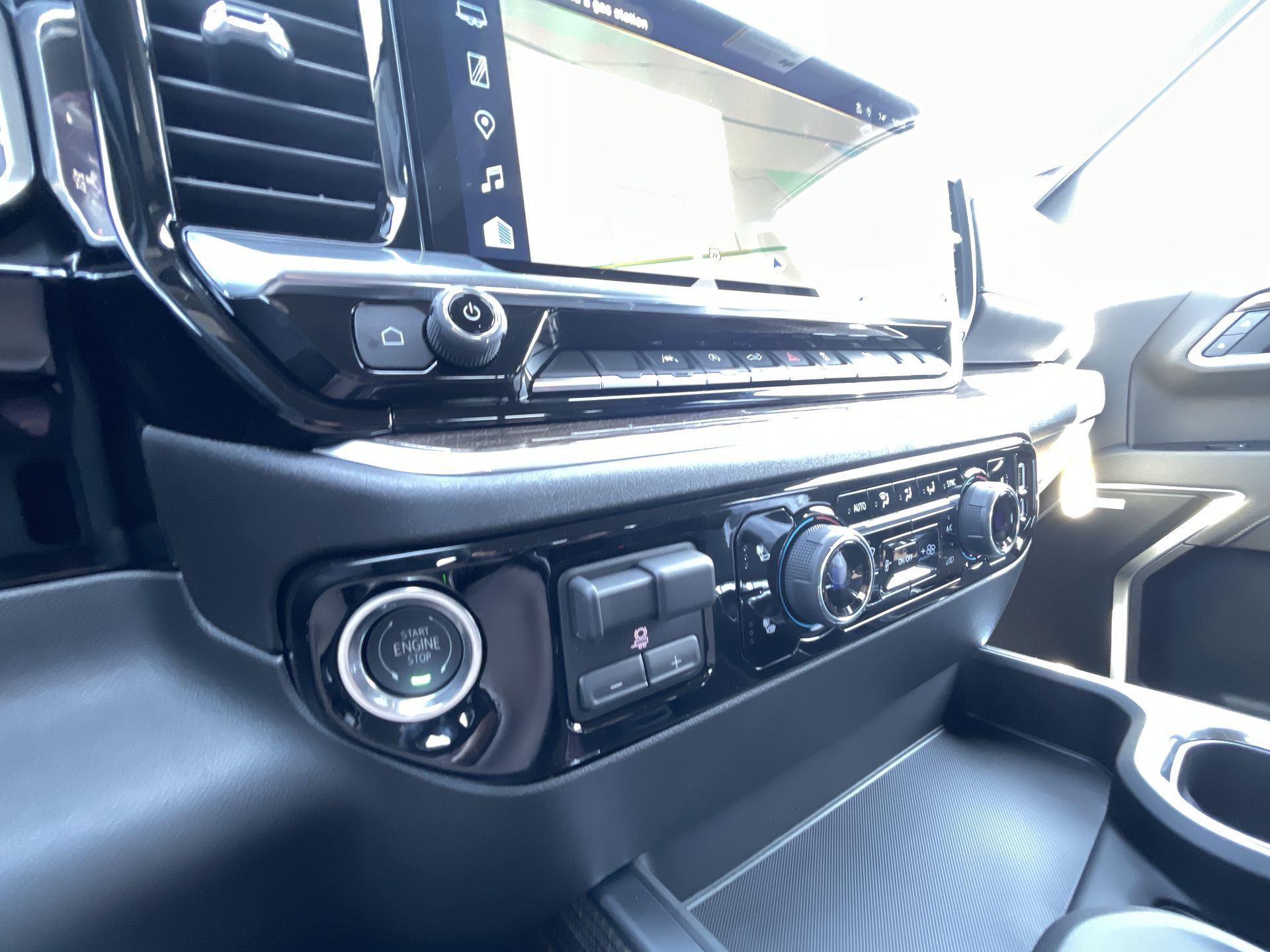 2026 Chevrolet Silverado 1500 RST photo 48