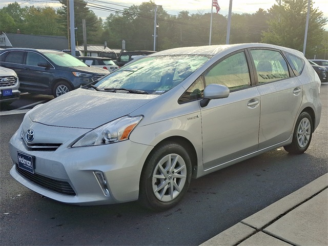 2012 Toyota Prius V Three photo 4