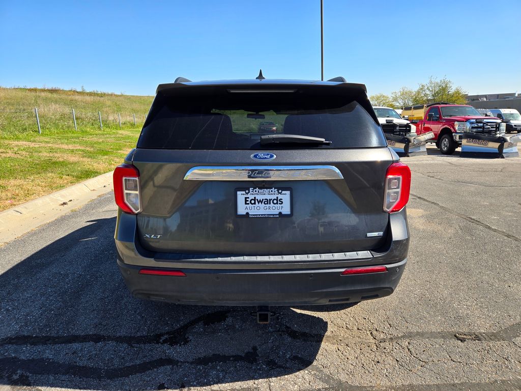2020 Ford Explorer XLT photo 4