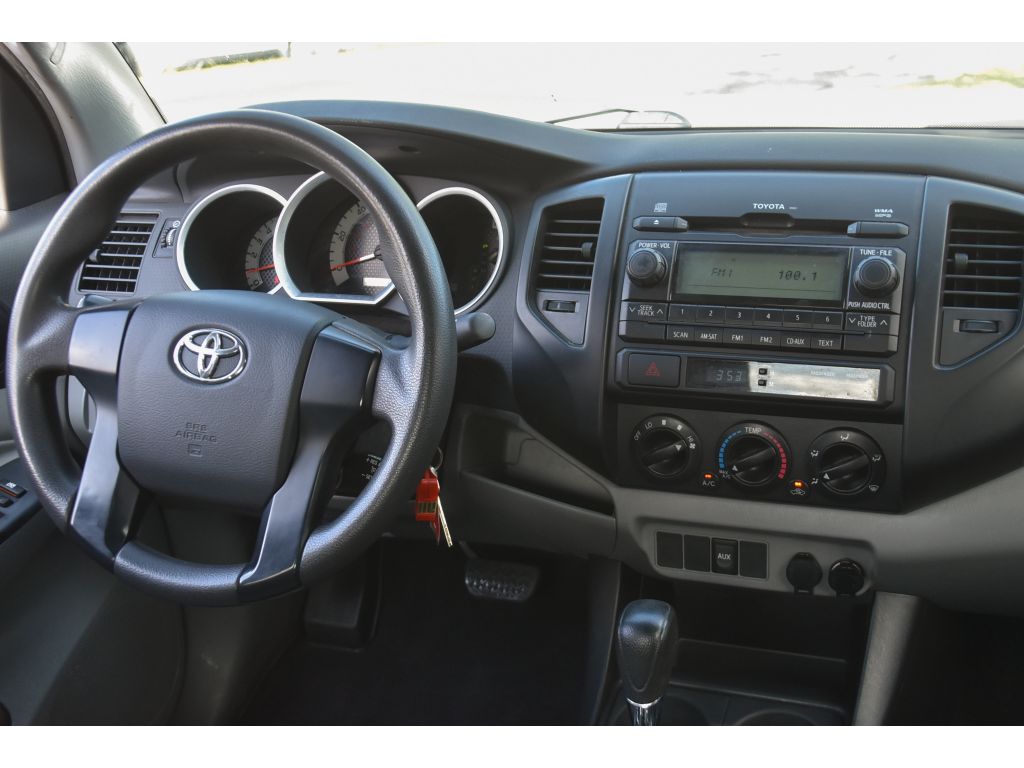 2012 Toyota Tacoma PreRunner photo 16
