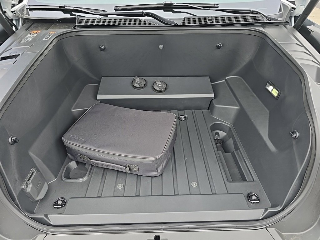 2025 Chevrolet Silverado EV LT photo 30