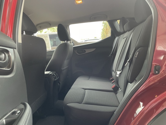 2020 Nissan Rogue Sport S photo 12