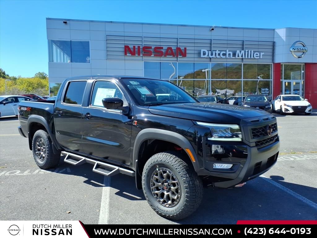 2026 Nissan Frontier PRO-4X's photo