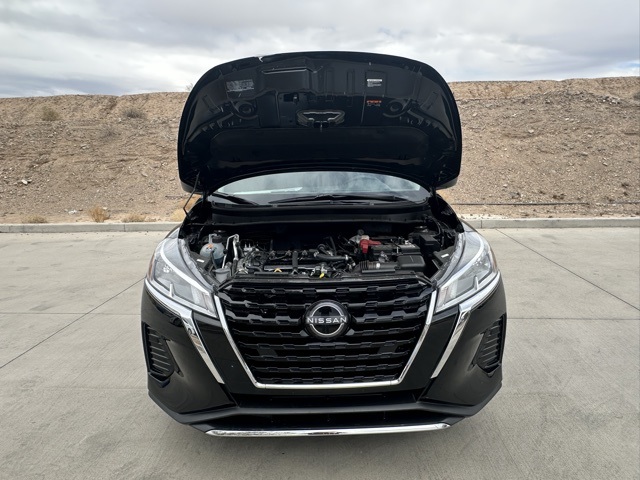 2025 Nissan Kicks Play S photo 32