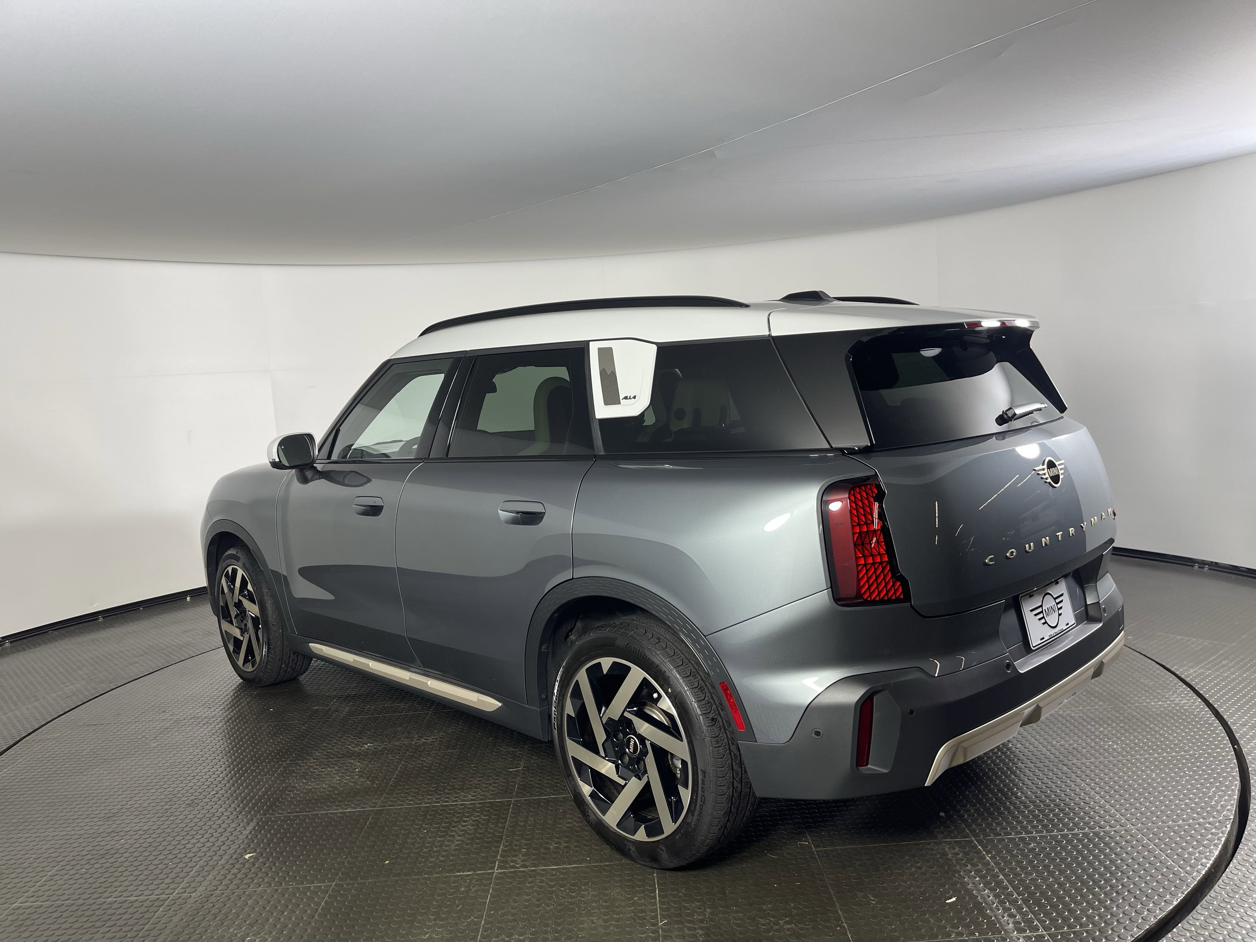 2025 Mini Cooper S ALL4 photo 7