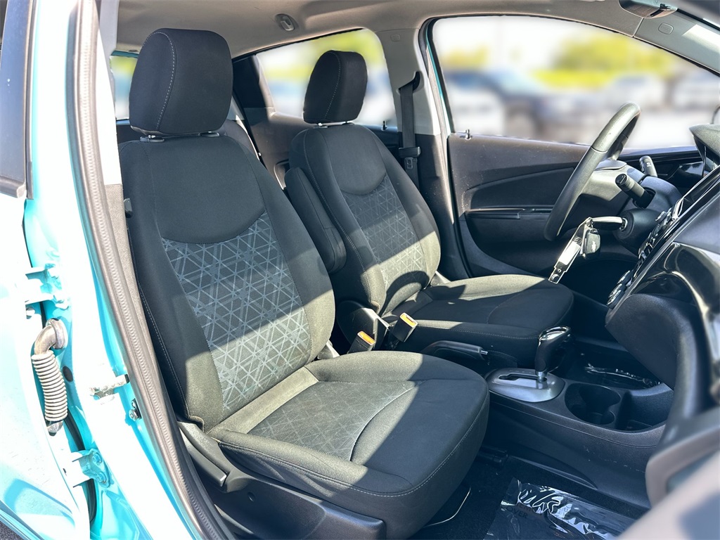 2021 Chevrolet Spark 1LT photo 35