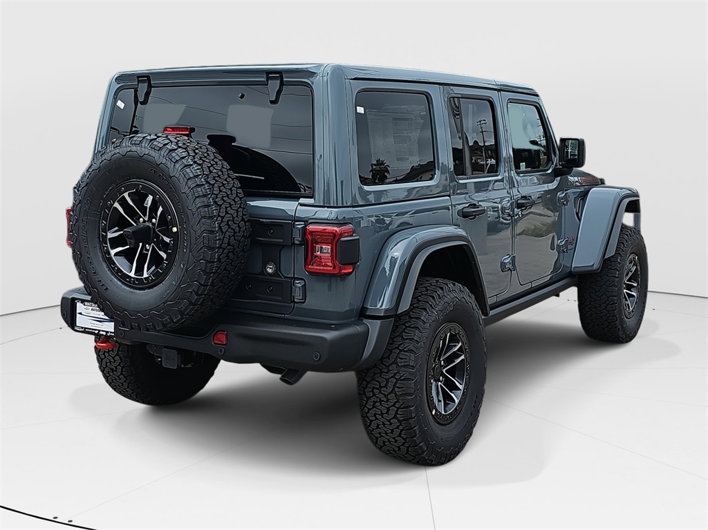 2025 Jeep Wrangler Rubicon photo 3