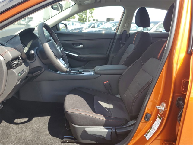 2025 Nissan Sentra SR photo 10