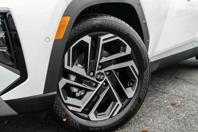 2025 Hyundai Tucson Limited photo 2
