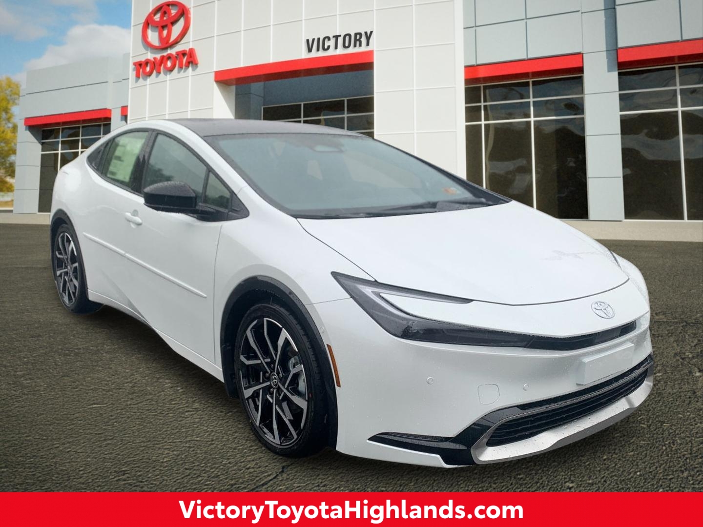 2026 Toyota Prius XSE Premium's photo