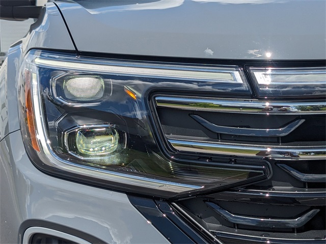 2025 Volkswagen Atlas Peak Edition SE photo 8