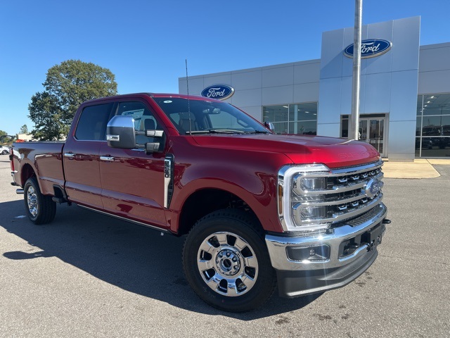 2026 Ford F-250 Lariat photo 3