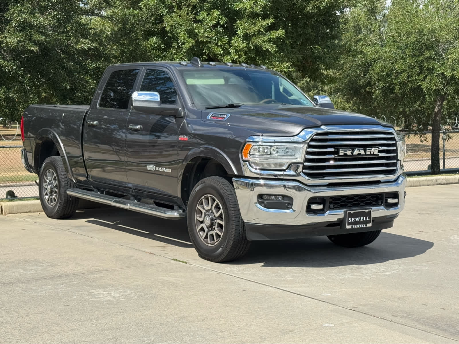 2020 Ram 2500 Longhorn photo 3