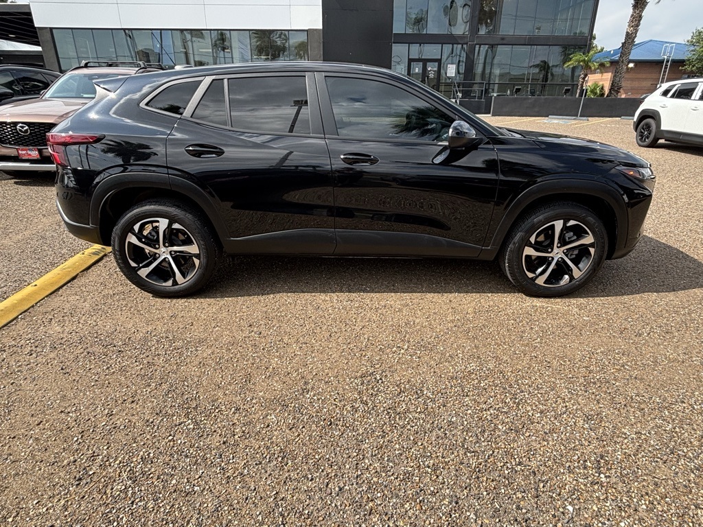 2024 Chevrolet Trax photo 7