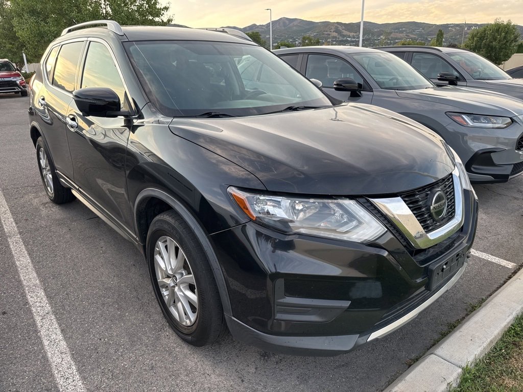 Used 2018 Nissan Rogue SV with VIN KNMAT2MV5JP609364 for sale in Bountiful, UT