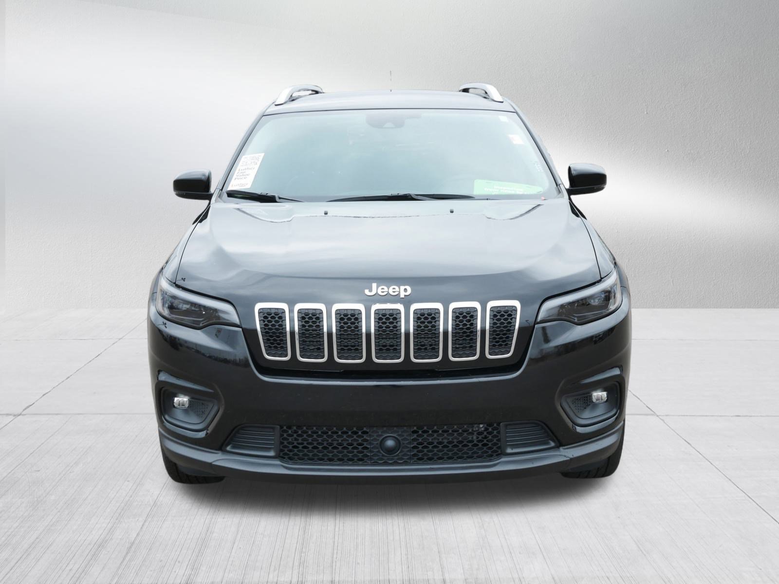 Used 2021 Jeep Cherokee Latitude Lux with VIN 1C4PJMMX7MD233432 for sale in Cambridge, Minnesota