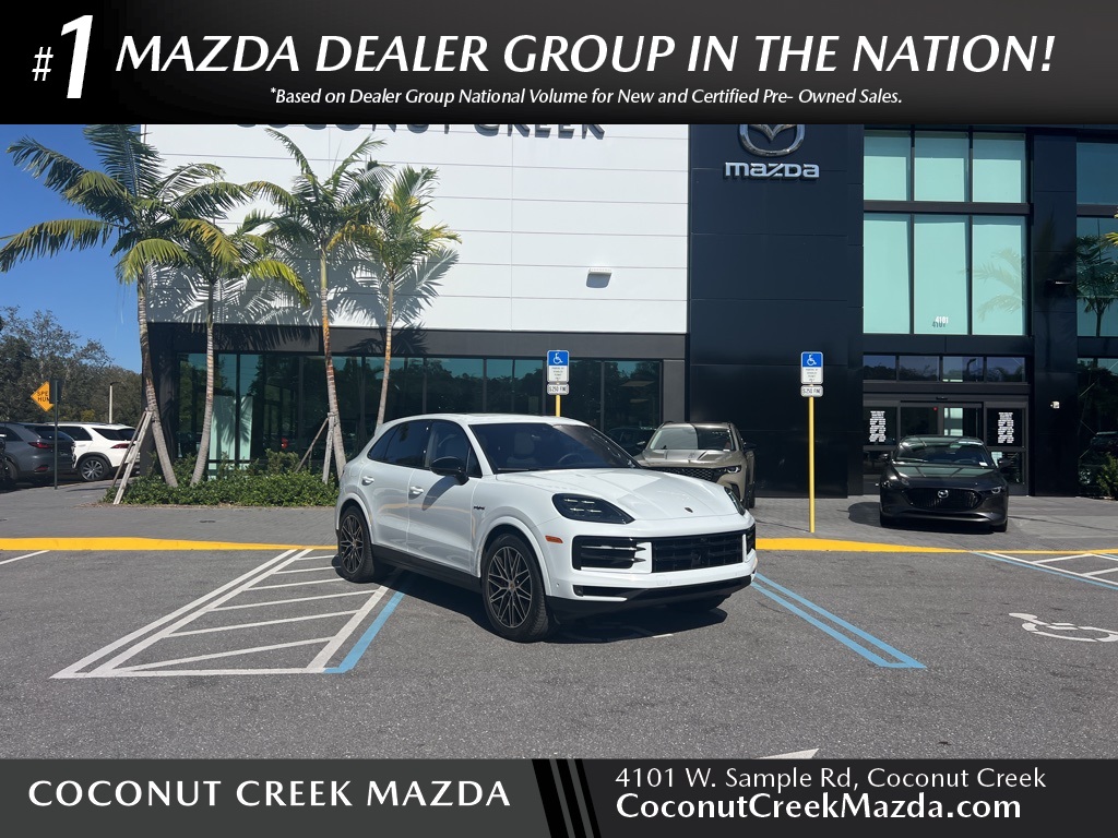 2024 Porsche Cayenne S E-Hybrid