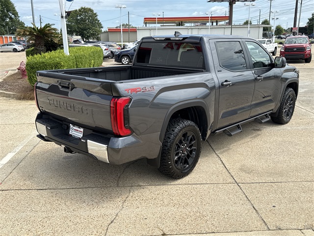 2025 Toyota Tundra SR5 photo 3