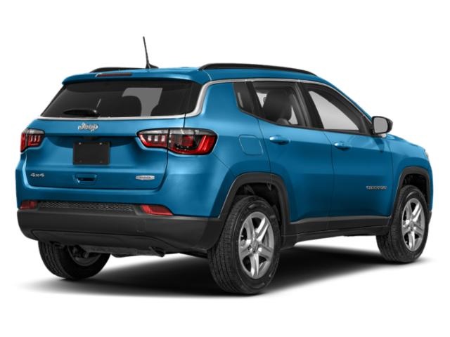 2024 Jeep Compass Latitude photo 4