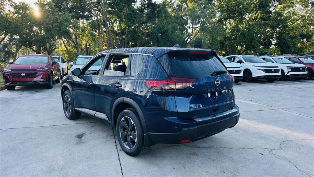 2026 Nissan Rogue SV photo 5